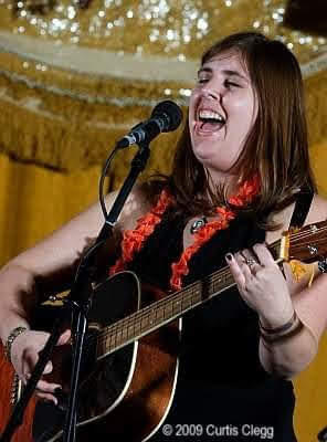 Image for event: Bilingual Family Music with Ren&eacute;e Nanzer - RO